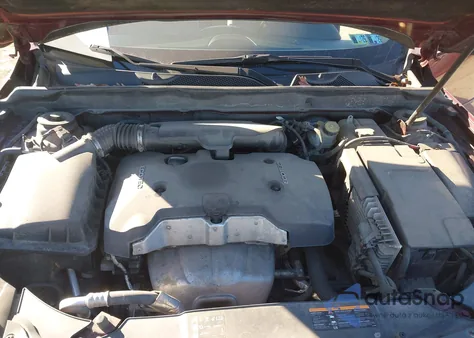 2015 Chevrolet Malibu 1Lt z USA, uszkodzony, nr VIN 1G11C5SL1FF156935